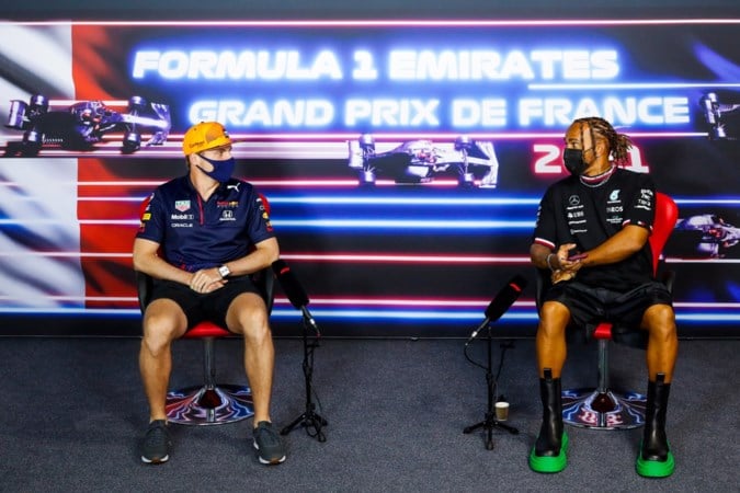 Max Verstappen en Lewis Hamilton zijn naast de baan vooral erg lief voor elkaar