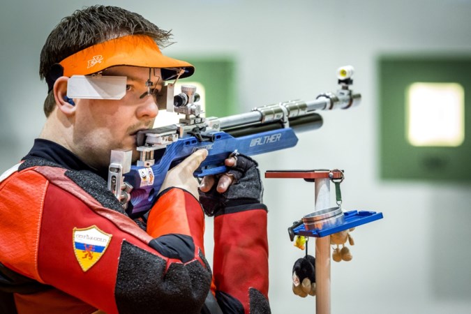 Nederland neemt olympisch ticket voor teleurgestelde Peter Hellenbrand niet aan: ‘Het had wel iets menselijker gemogen’