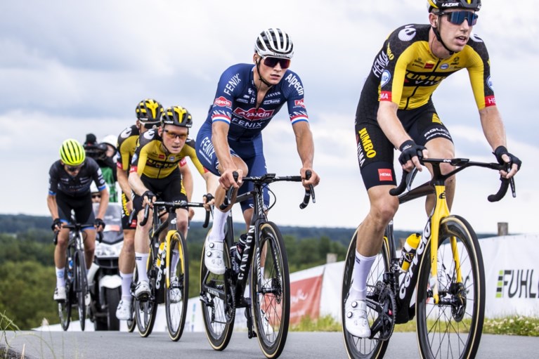 Timo Roosen volgt Van der Poel op en dankt Mike Teunissen