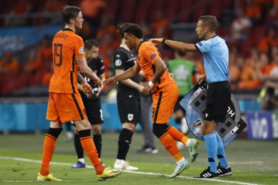Oud-internationals hebben liever Malen dan Weghorst naast Depay