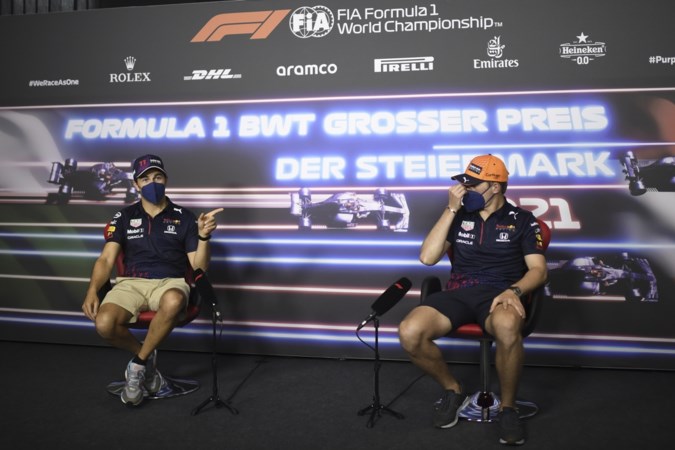 Relaxte Max Verstappen blij met teamgenoot, maar niet met Hamilton: ‘Misschien moet hij een bril kopen’