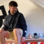 Spits in voetbal én gewone leven: Michéle Meerburg uit Valkenburg pendelt tussen voetbalschoenen en trendy sneakers