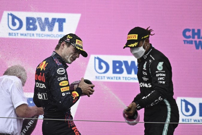 Contractverlenging Hamilton zet transfermarkt op slot en bindt Verstappen nog voor jaren aan Red Bull Racing
