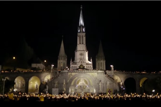 Documentaire over bedevaartsoord: ‘Ook in Lourdes is het soms een beetje carnaval’