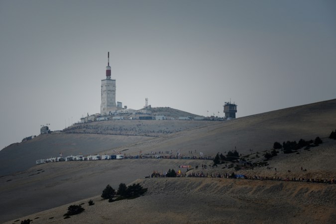 Tourrenners moeten twee keer de Mont Ventoux beklimmen: bibberen voor de kale reus