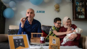 Syrische vluchteling Mahmoud (41) uit Geleen wint nationale pitch voor ondernemers: ‘Droom om diabetici zorgeloos te kunnen laten eten komt uit’