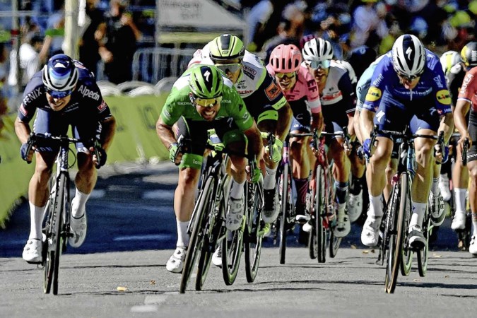 Mederecordhouder Mark Cavendish na 34ste Tourzege: ‘Ik kan nooit tippen aan Eddy Merckx’