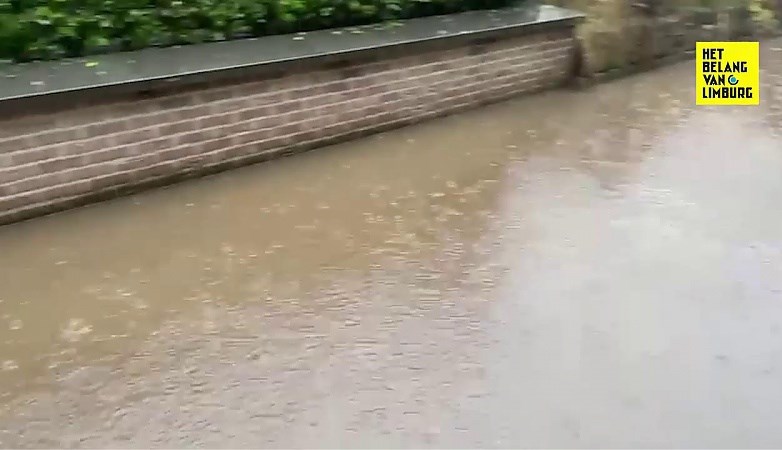 Rampenplan van kracht in Voerstreek, tientallen huizen bedreigd door hoog water