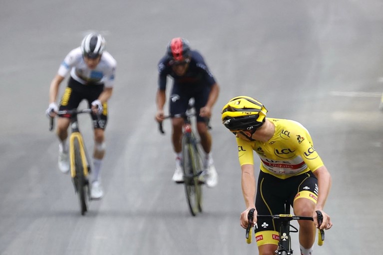 Wout Poels verliest bolletjestrui op laatste klim van de Tour