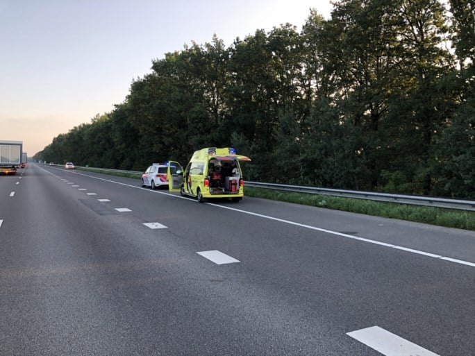 Video: Verdachte en agenten raken gewond bij schietpartij op A73 bij Horst