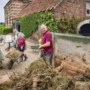 Nu het water van de Maas weer weg is, begint de grote schoonmaak in Noord-Limburg