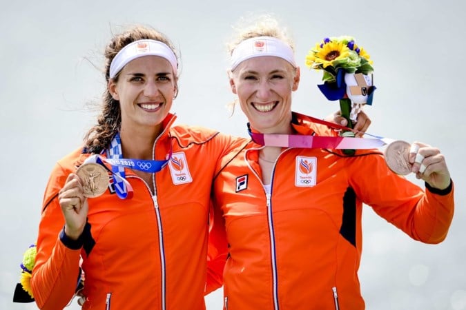 Roeister Lisa Scheenaard van reserve in Rio naar medaillewinnares in Tokio: ‘Hoefden voorzet alleen maar in te koppen’
