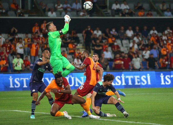 PSV tegen Galatasaray simpel verder in voorrondes Champions League