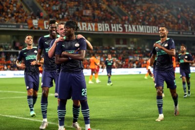 PSV doet ook op het veld goede zaken