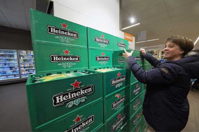 Heineken voelt schaarste ondanks miljardenwinst: ‘Prijs van bier omhoog’