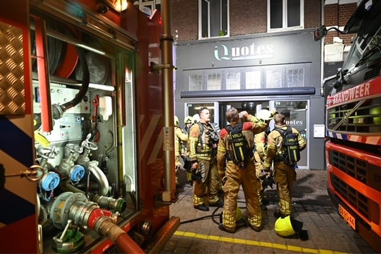 Brand in centrum van Roermond; bewoners na evacuatie weer naar huis