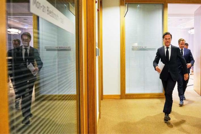 Experts willen zo snel mogelijk duidelijkheid over coronabeleid: ‘Je kunt niet eeuwig doorgaan met schadelijke maatregelen’