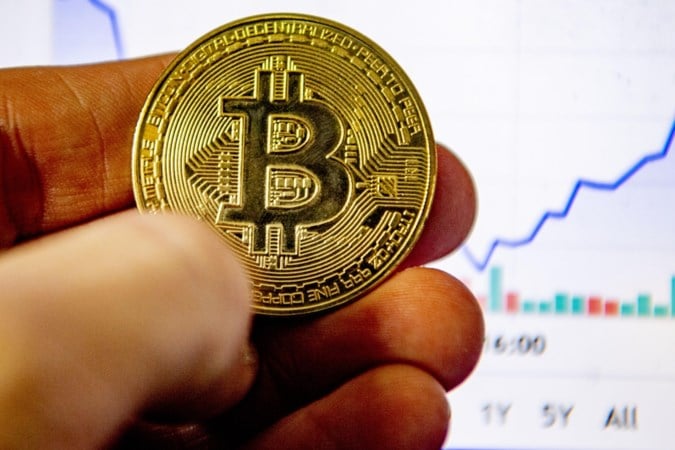 Waarde bitcoin en ether op hoogste niveau in ruim twee maanden
