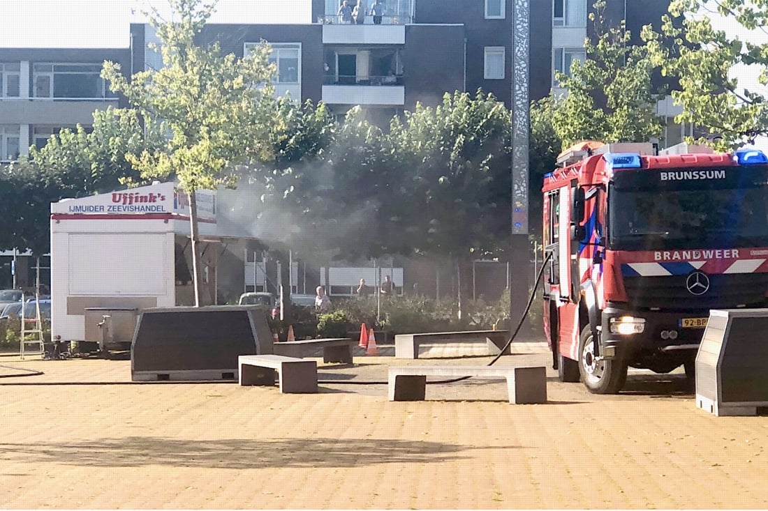 Brand in viskraam op markt in Brunssum; vishandel tijdelijk gesloten - De Limburger
