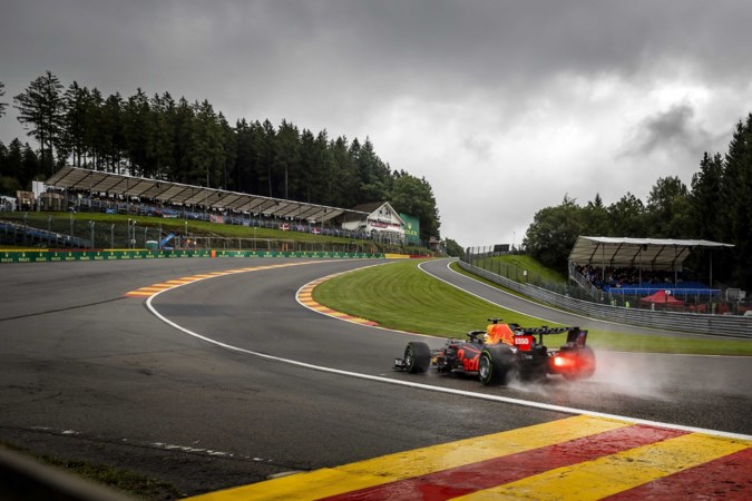 Verstappen op pole, maar hét gesprek is de onnodige crash van Norris