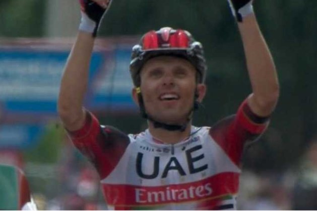 Rafal Majka blijft met lange solo Steven Kruijswijk voor in Vuelta