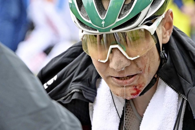 Dreun voor Wilco Kelderman: bekkenbreuk en twee gebroken ribben na val in Benelux Tour