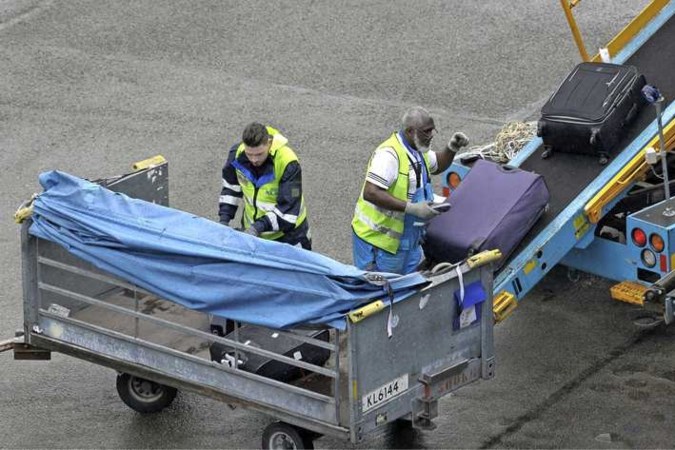KLM-piloten ’uit nood’ aan de bagageband