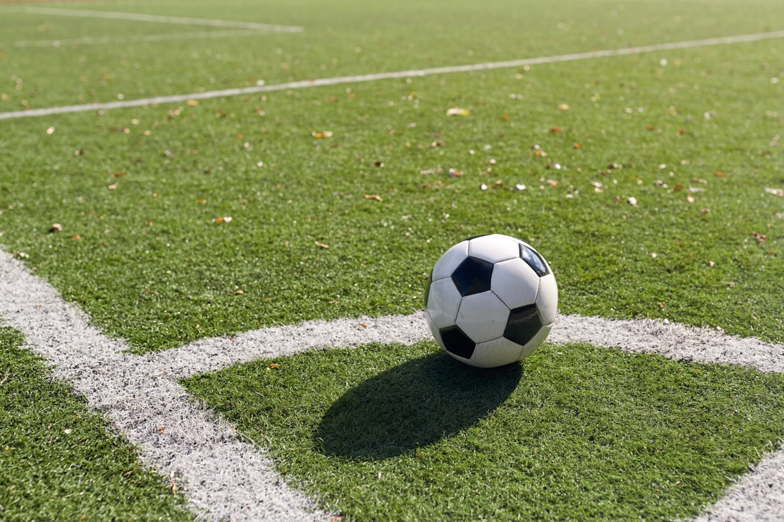 Eerste bekerronde amateurvoetbal, poule 235: RKMVC, RKHSV, S... - limburger.nl