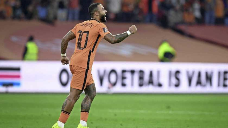 Oranje pijnigt Turkije en zet stap richting WK