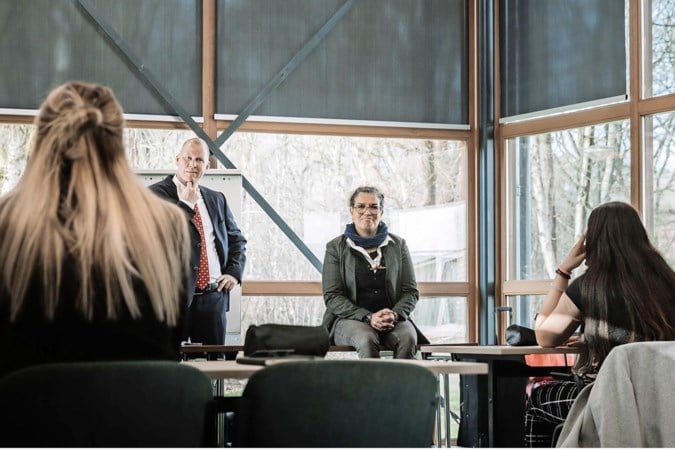 Rector van ‘Dream School’ over tv-seizoen 5: ‘We zouden gek worden zonder een dolletje’