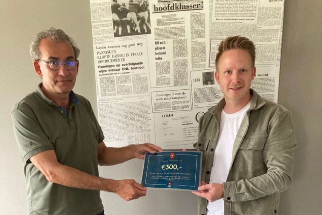Driehonderd euro en drie punten voor Panningen - De Limburger