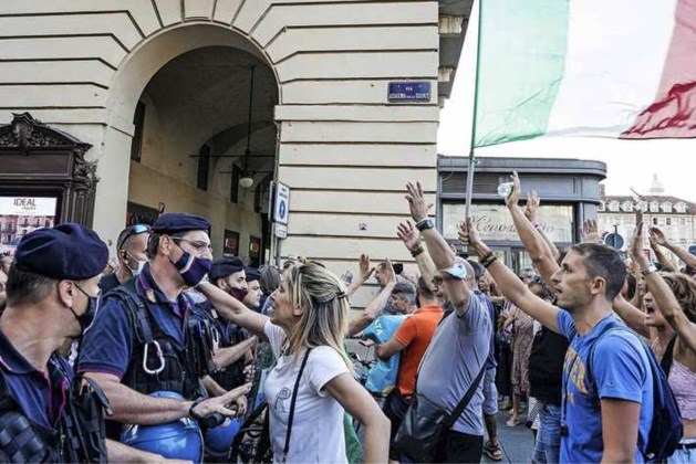 L'Italia fa tanta strada con Corona Pass: magari presto al lavoro