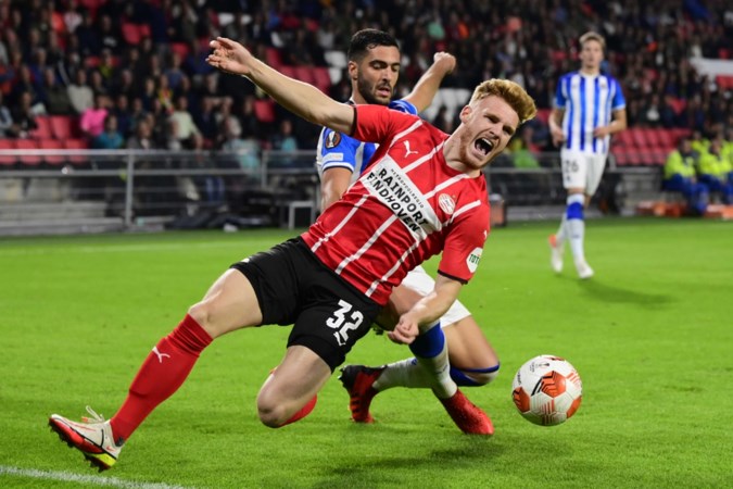 Spektakel in Eindhoven maar PSV nog niet helemaal verlost van Spaanse benauwdheid