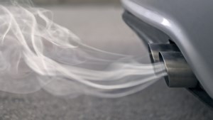 Milieuclub wil dat rechter BMW en Daimler dwingt om te stoppen met verbrandingsmotoren