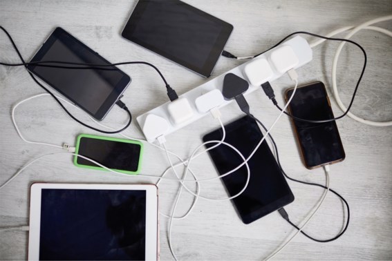 Brussel maakt einde aan wirwar aan stekkertjes voor mobieltje