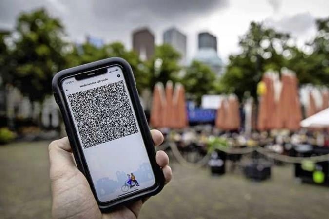 Commentaar: Stop met ouwehoeren over ‘wat als’ en ga de corona-app gewoon gebruiken