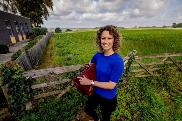 Dorpsdokter Vera Debets keerde terug uit hectiek van de stad... - De