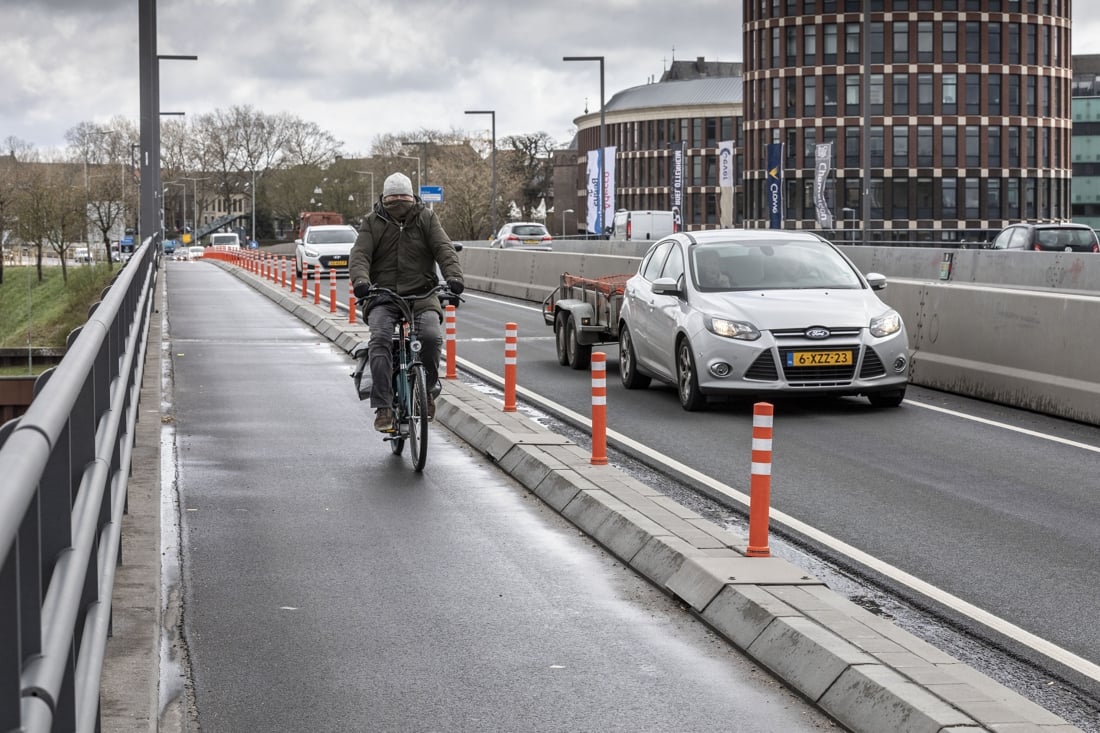 Fietspaden rondom Louis Raemaekersbrug in Roermond op de schop - De Limburger