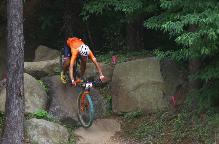 Team Jumbo-Visma legt Milan Vader voor drie jaar vast; mountainbiker gaat ook op de weg koersen
