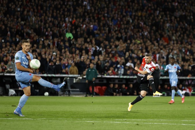 Eén helft gasgeven volstaat voor overwinning Feyenoord