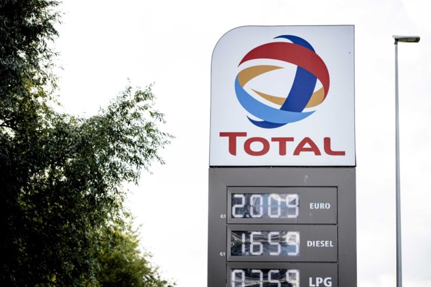 Benzineprijs stijgt tot boven de 2 euro per liter