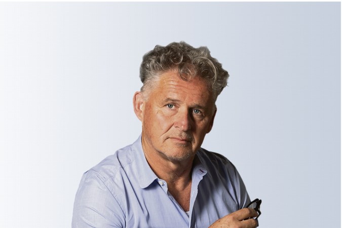 Column: het Lam Gods geschilderd met een corrupte president, een vader in een rolstoel en een babyblauwe Aston Martin