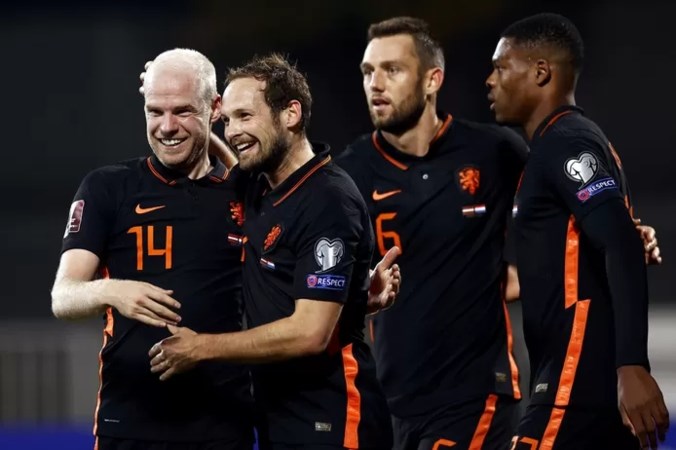 Rapport van Oranje: zes onvoldoendes op strontvervelende avond