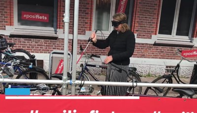 Laat Maastrichtenaar fiets nog rondslingeren op trottoir? Burgemeester neemt geblinddoekt proef op de som