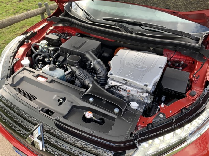 Mitsubishi Eclipse Cross PHEV is stabiele factor