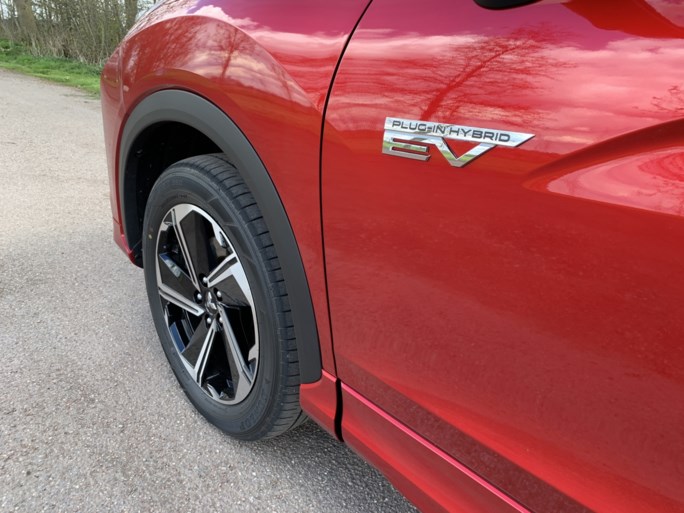 Mitsubishi Eclipse Cross PHEV is stabiele factor