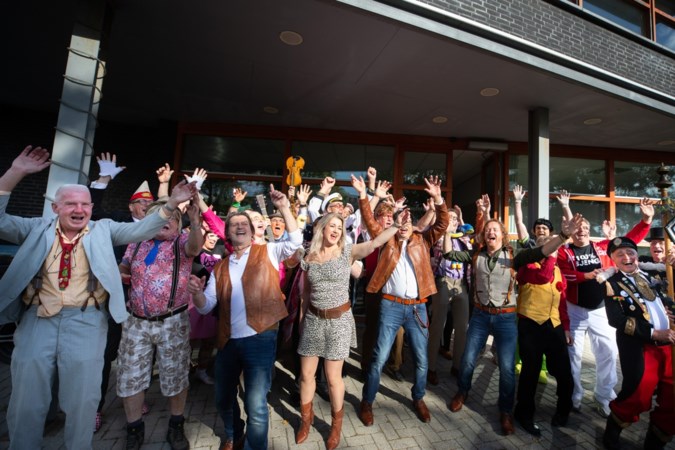 Buuttereedners zingen lied met Don Kiesjot in: ‘Ze kunnen het geluid toch wegschuiven’