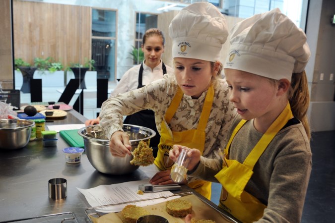 Quinoa burger in plaats van kipnuggets? Winnaars van Kids Proef Challenge maken kinderkaart gezond