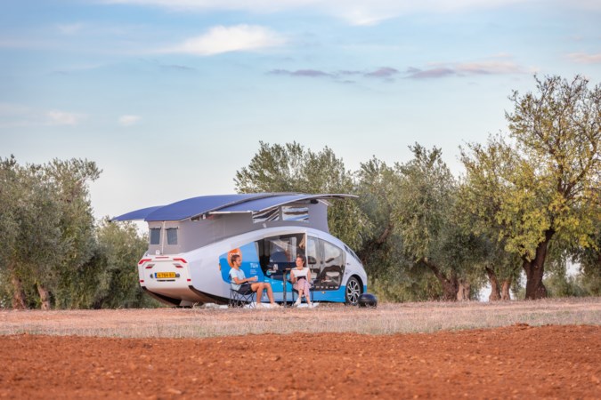 ‘Groene’ camper met futuristisch uiterlijk rijdt als een zonnetje