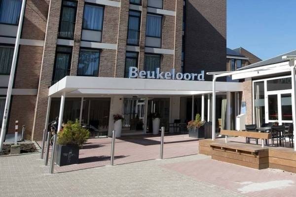 Zorgcentrum Beukeloord in Meerssen laat na coronauitbraak weer minimaal bezoek toe, maar liever niet